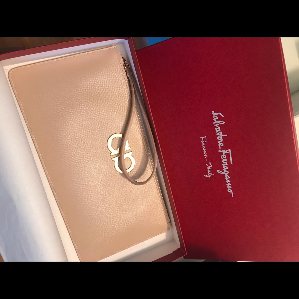 Salvatore Ferragamo Cream Clutch